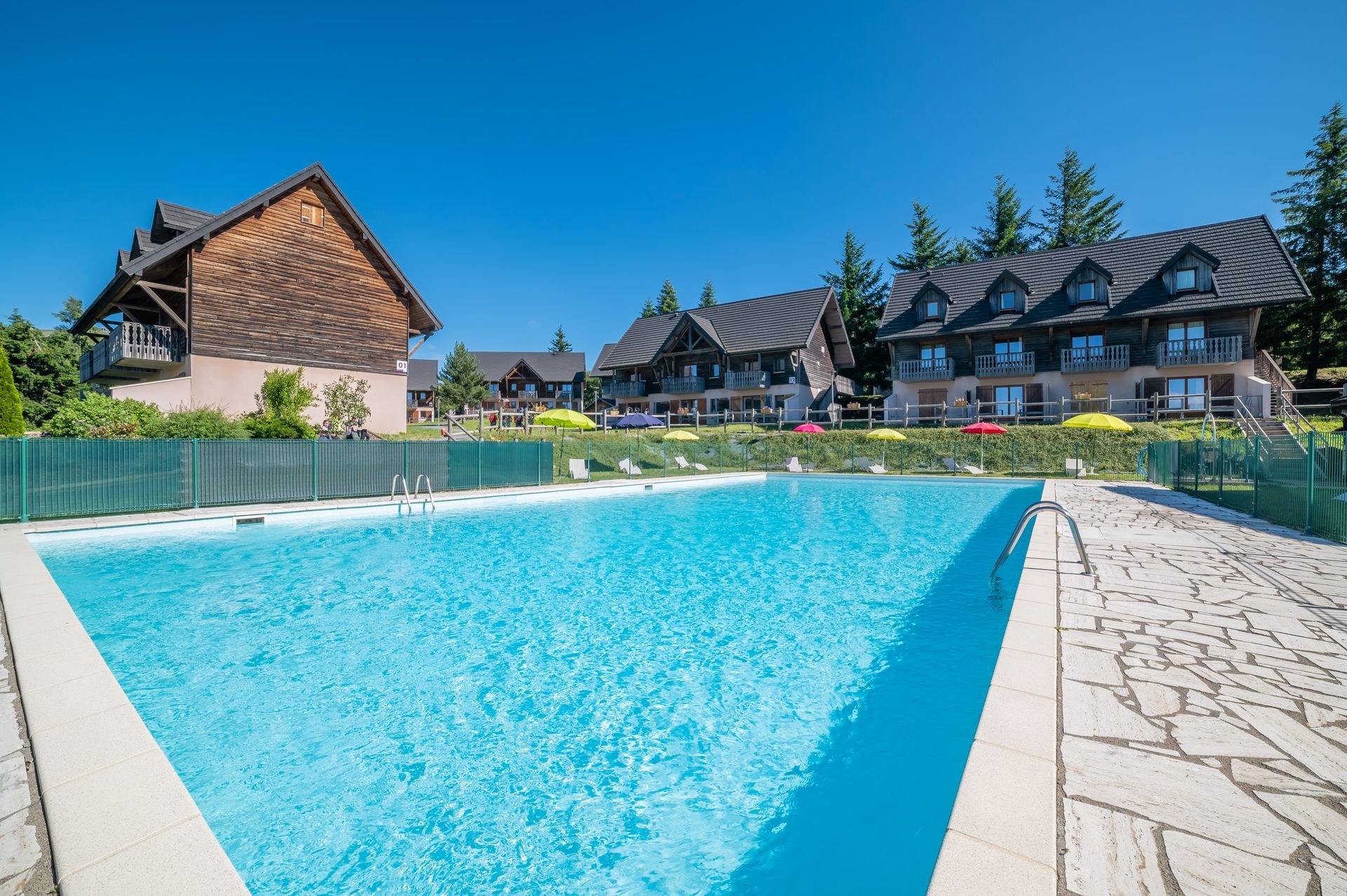 Piscine publique de la résidence