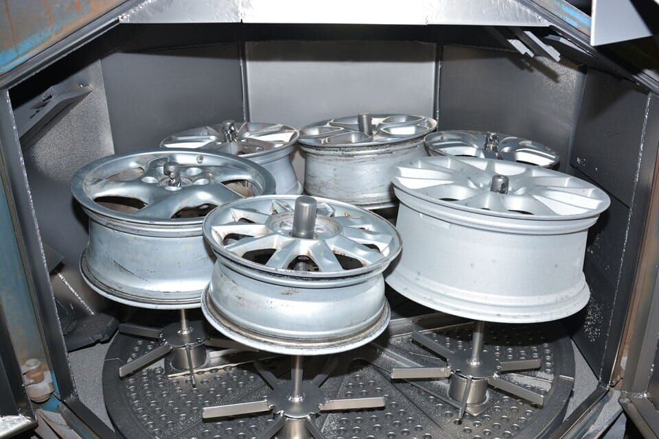 Decapagem por Granalhadora de Aço