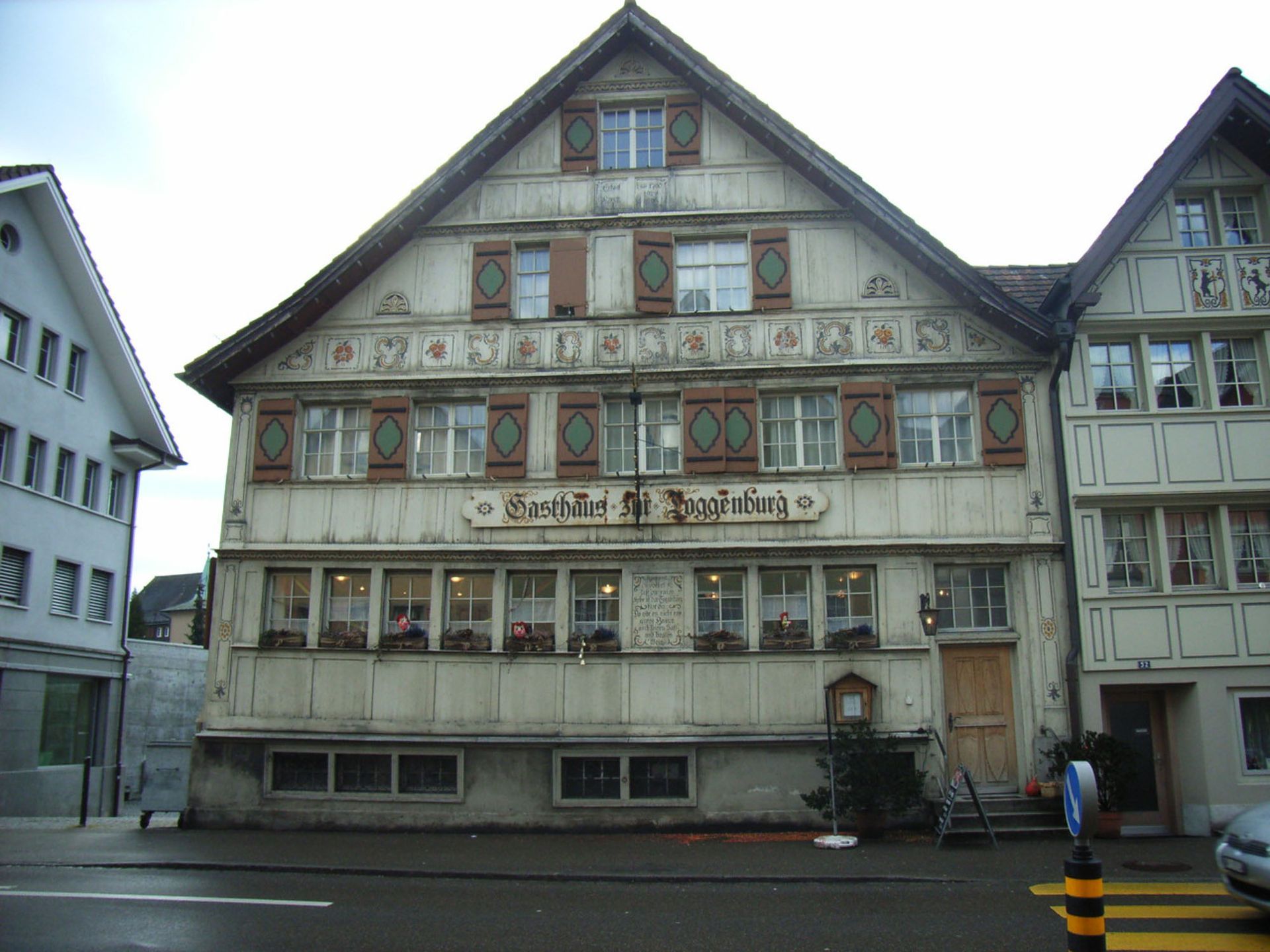 Fassade vorher – Malergeschäft P. Käser AG – St. Gallen