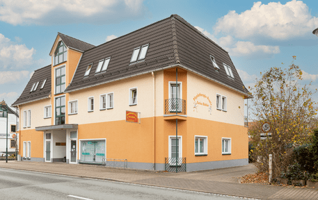Praxisgebäude Außenansicht