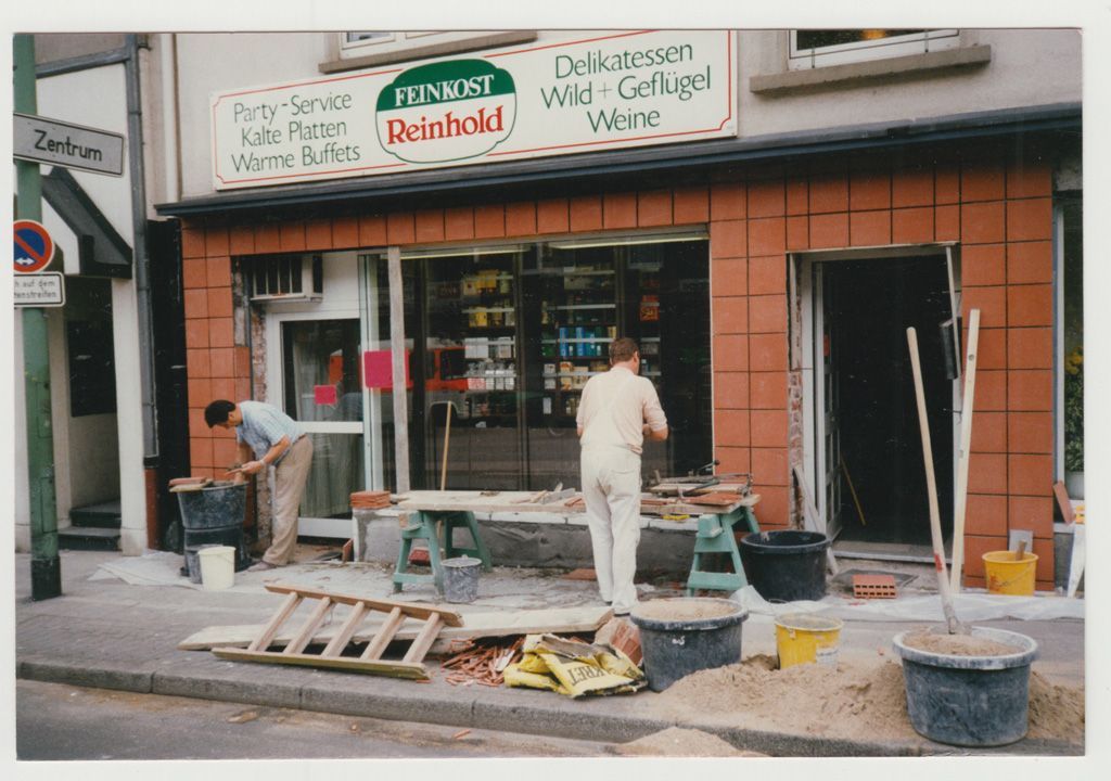 Feinkost Reinhold Fassadenerneuerung