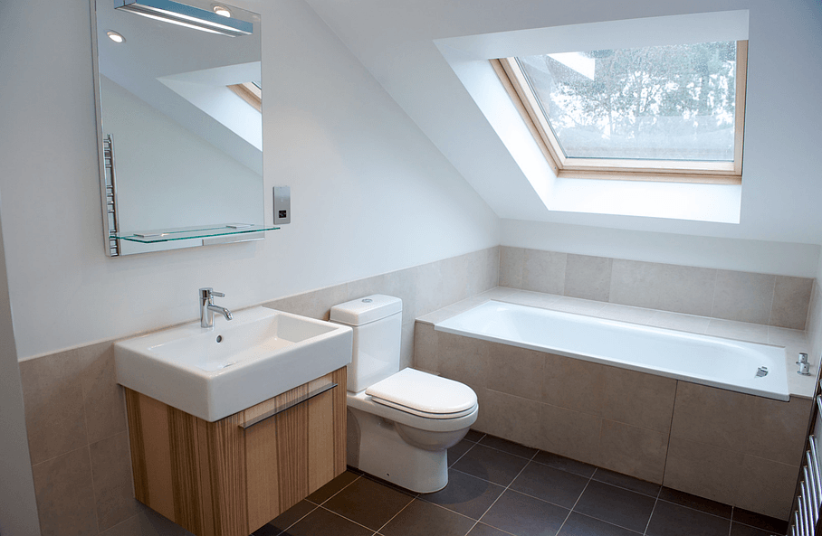 Fenêtres de toit – salle de bains