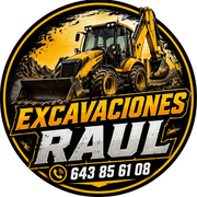 Logotipo de Excavaciones Raúl con una excavadora amarilla sobre un fondo circular negro y amarillo, teléfono 643 85 61 08