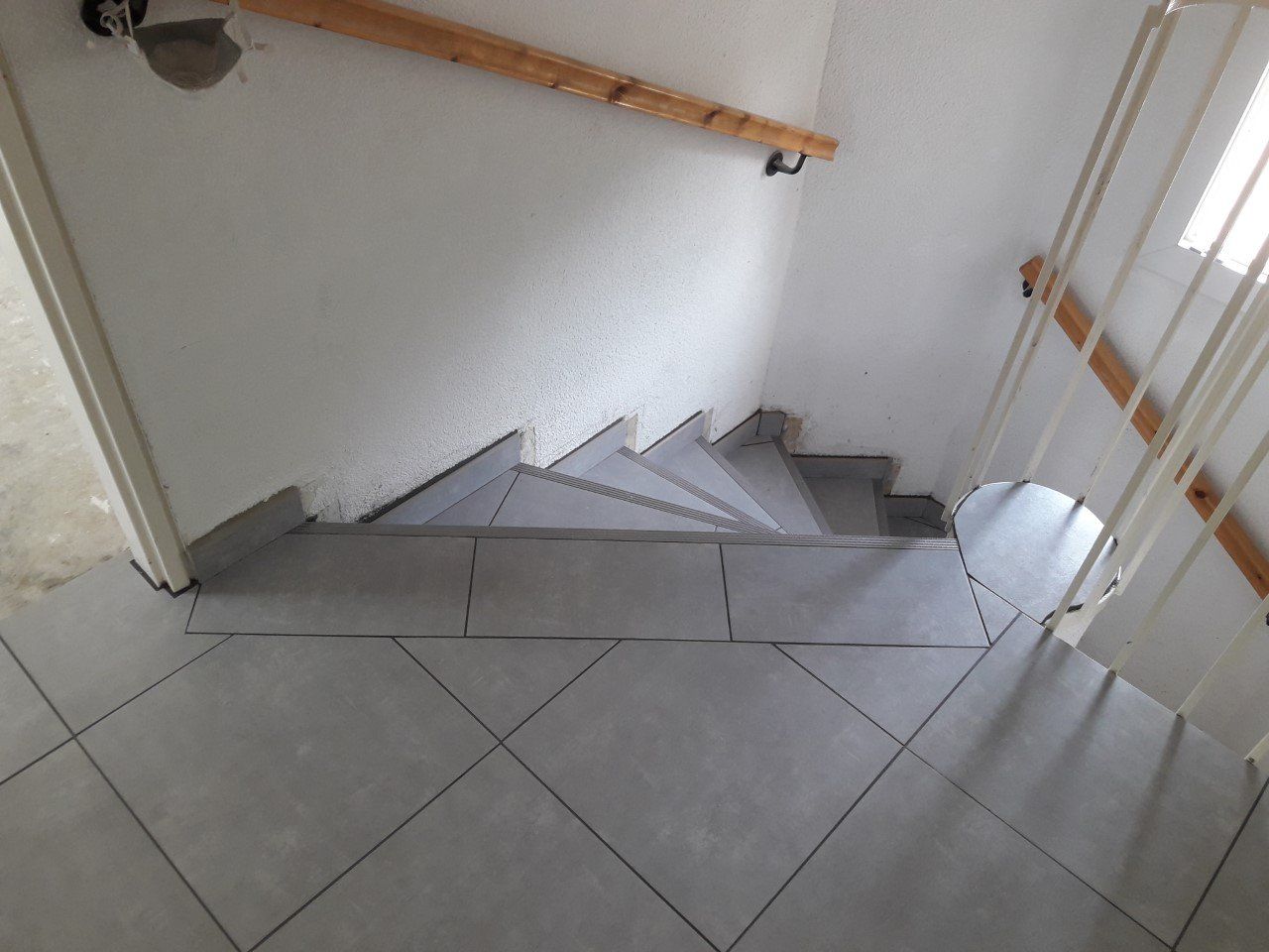 Création d'escalier en carrelage