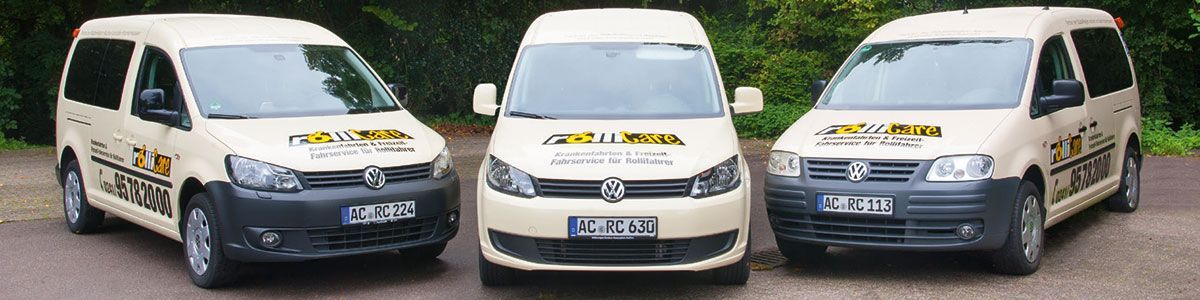 Drei Volkswagen Transporter stehen nebeneinander