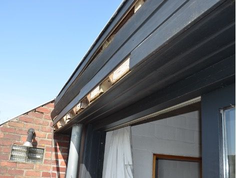 schade aan de buitenkant van een huis