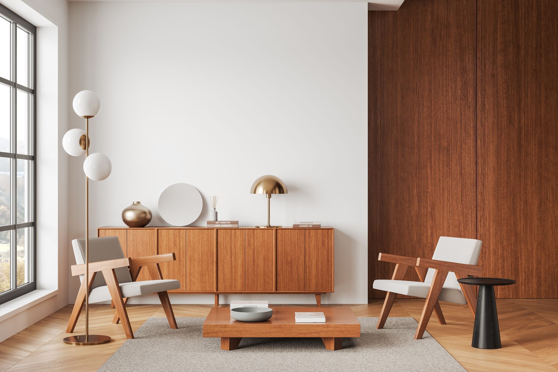 Una sala de estar con una mesa de madera, sillas y una cómoda.