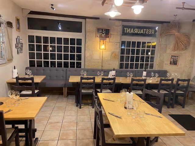 Salle intérieure de L'Étable