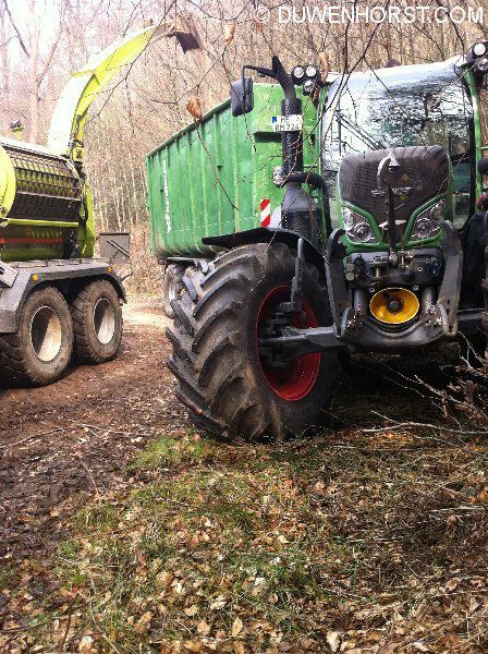 Holzhackarbeiten | René Duwenhorst | Garten-, Landschafts- & Tiefbau | Solingen