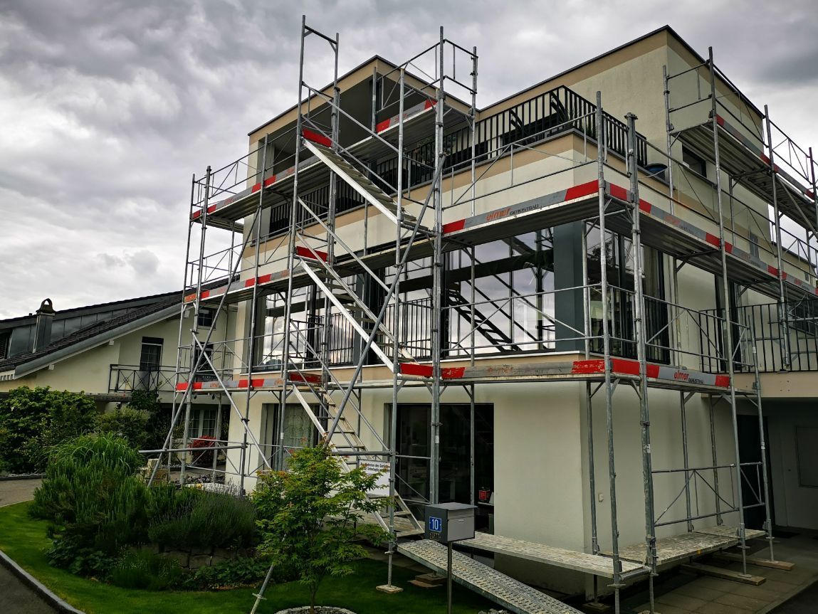 Elmer Gerüstbau am Haus