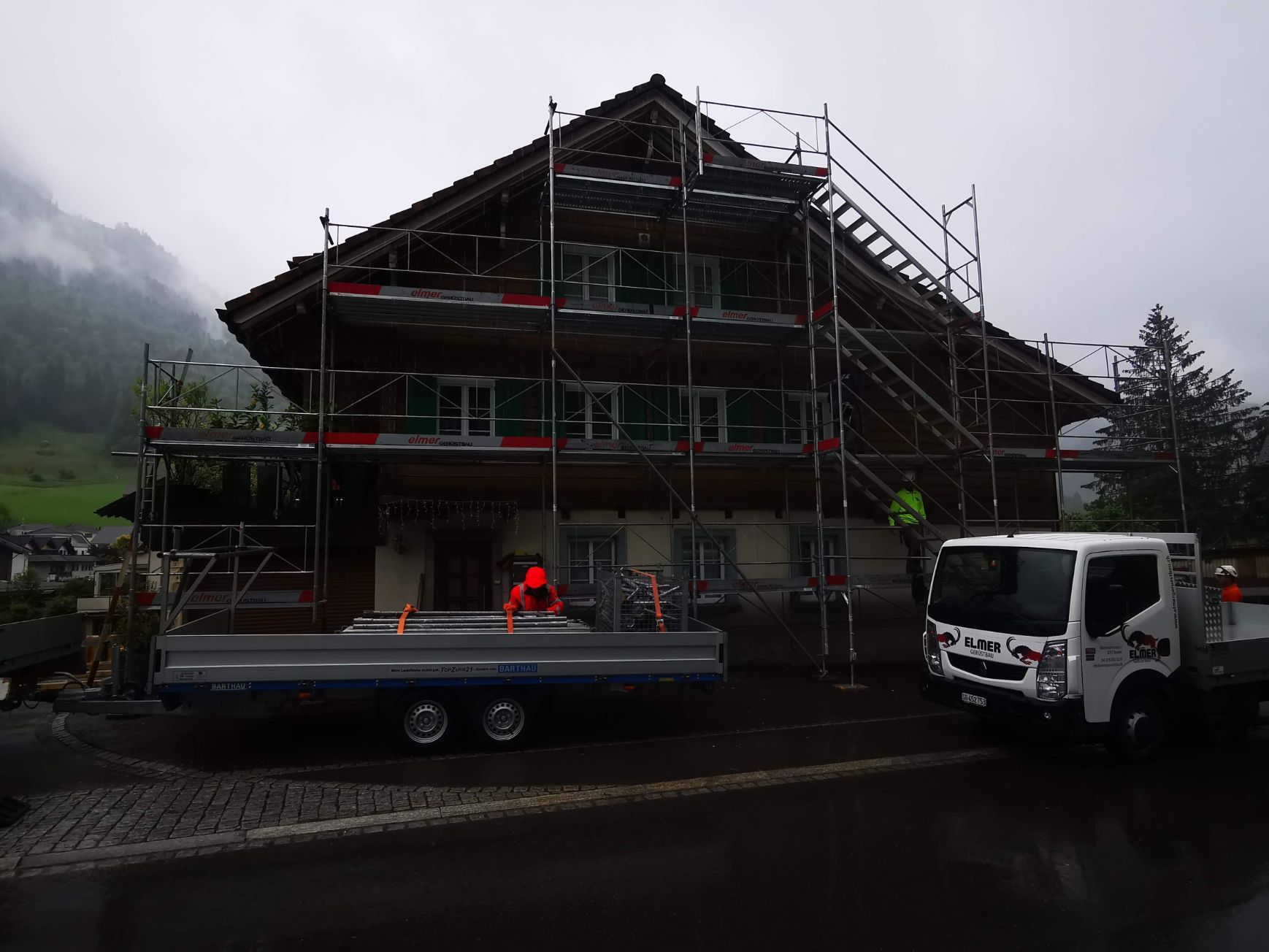 Elmer Gerüstbau am Haus