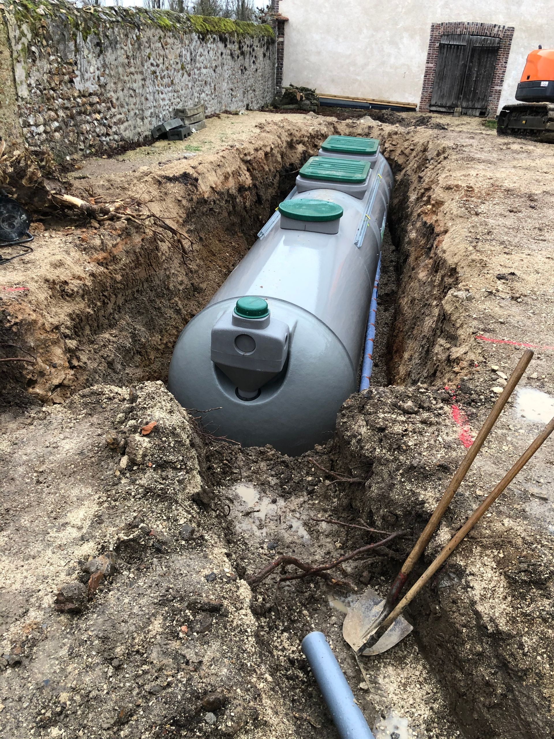 Microstation posée en attente d'être recouverte