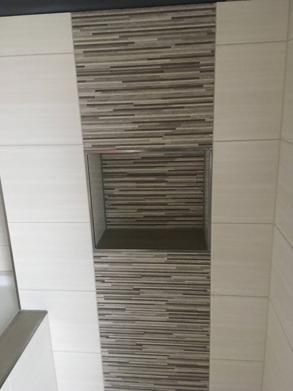 Badezimmer, das von der Jens Lischke & Cliff Bauer GbR saniert wurde