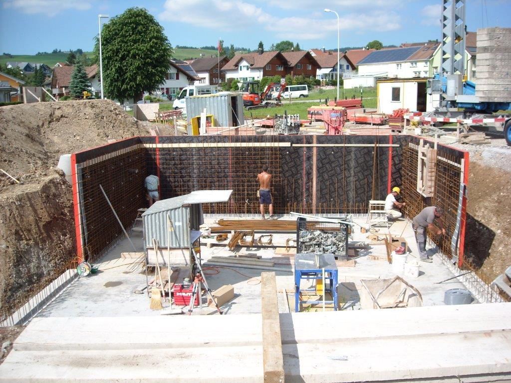 Neubau (Wände Beton EFH Koller, Steinegg)