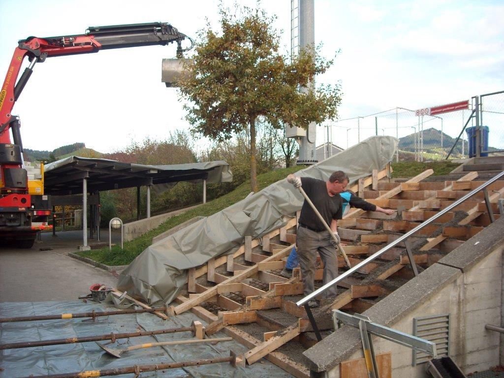 Umgebung (Aussentreppe, Wühre)