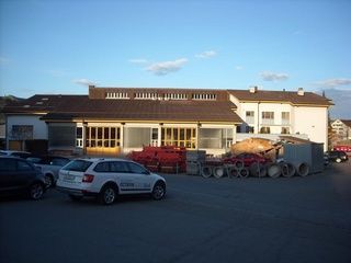 Magazin Langenegger AG (aus Richtung Scheidweggarage)