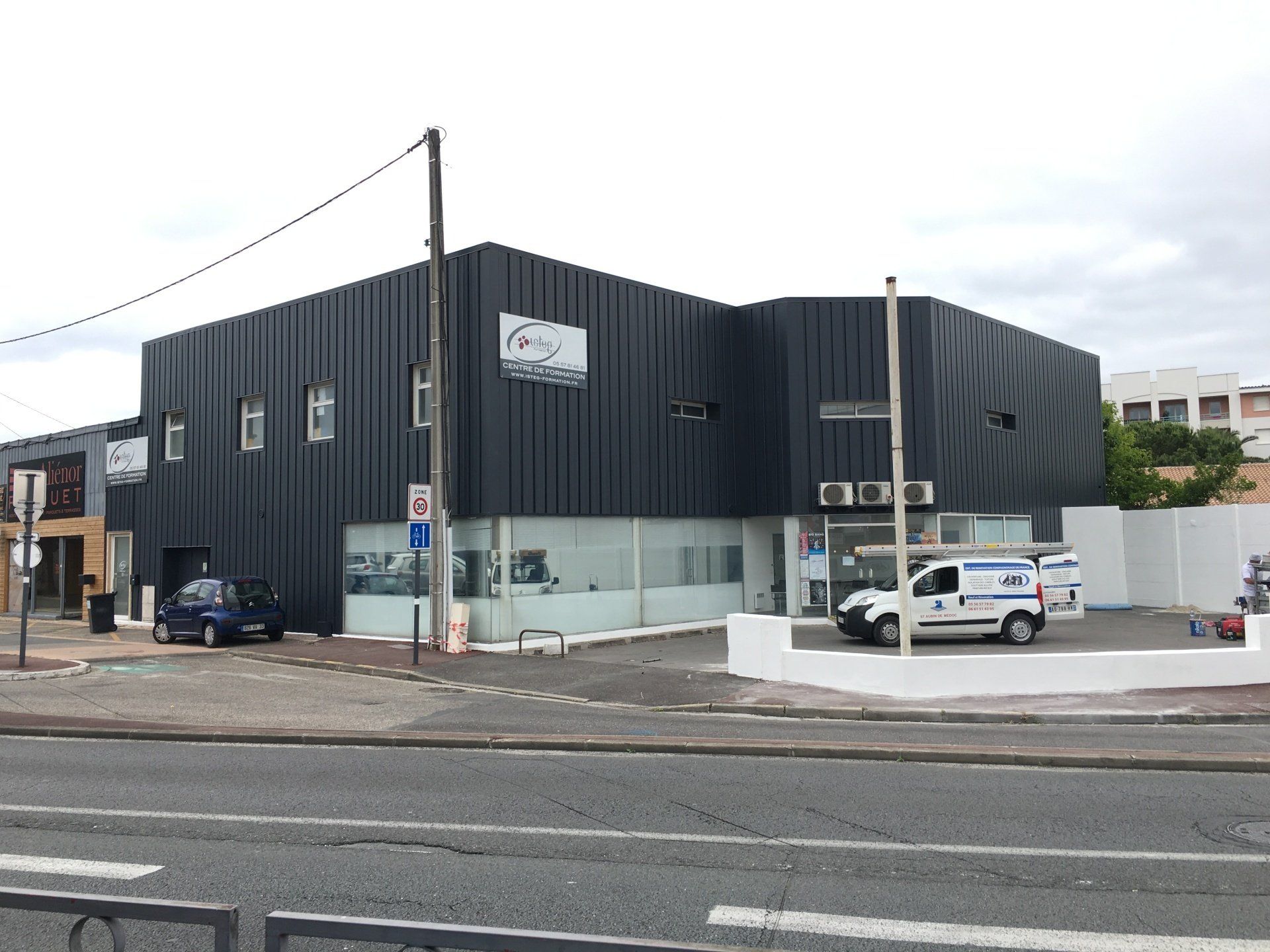 bardage bâtiment professionnel