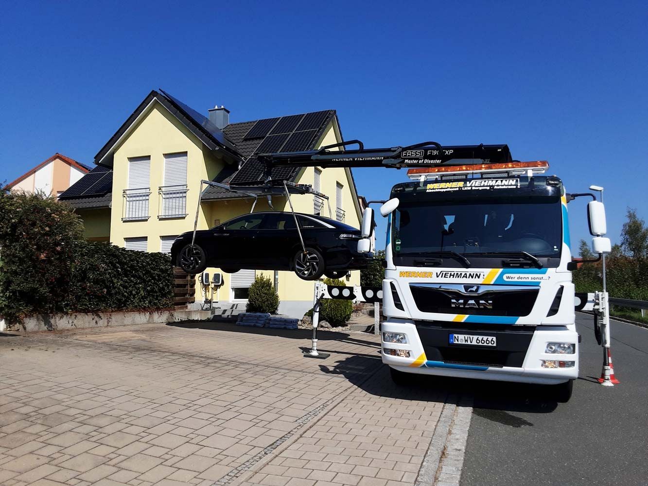 PKW Abschleppen-Bergedienst