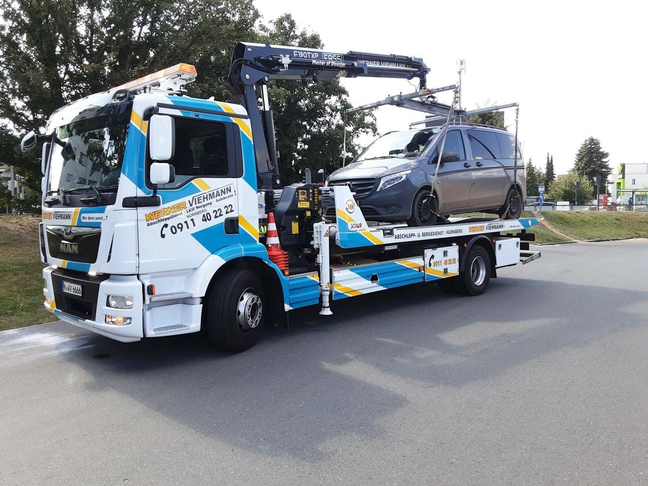 PKW Abschleppen-Bergedienst