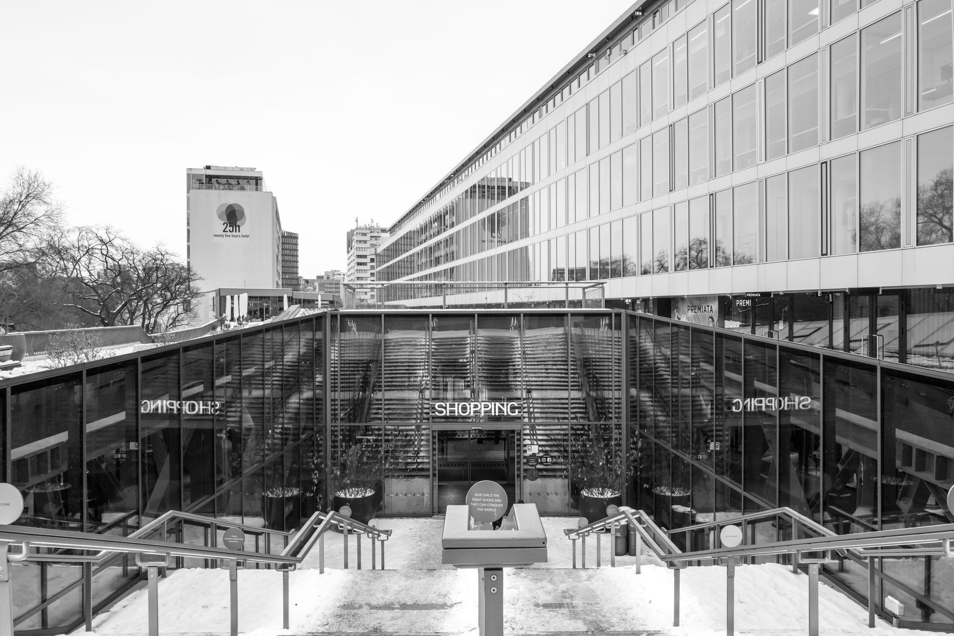 Berlin Bikini Plattform