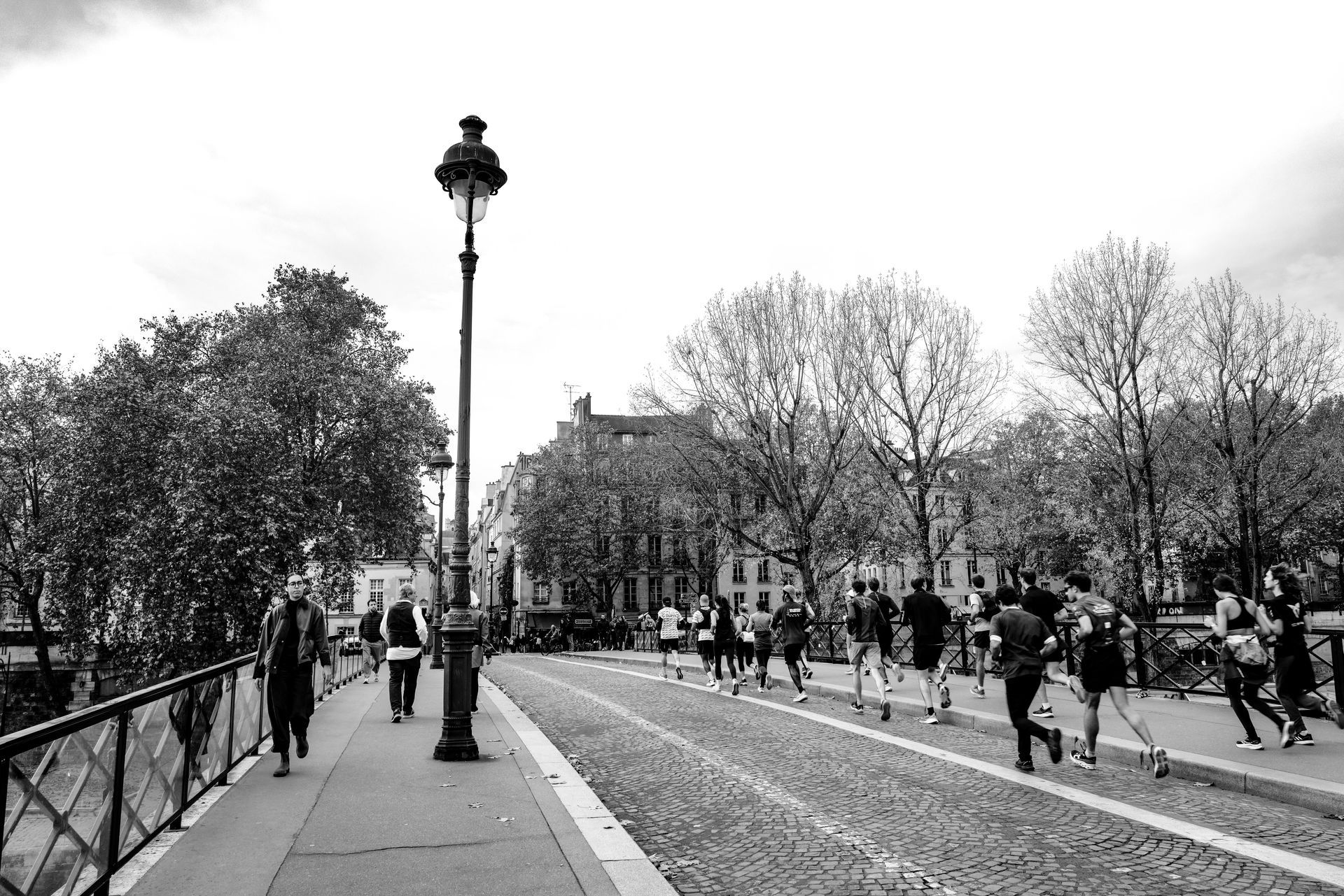 Leaving Ile de la Cite
