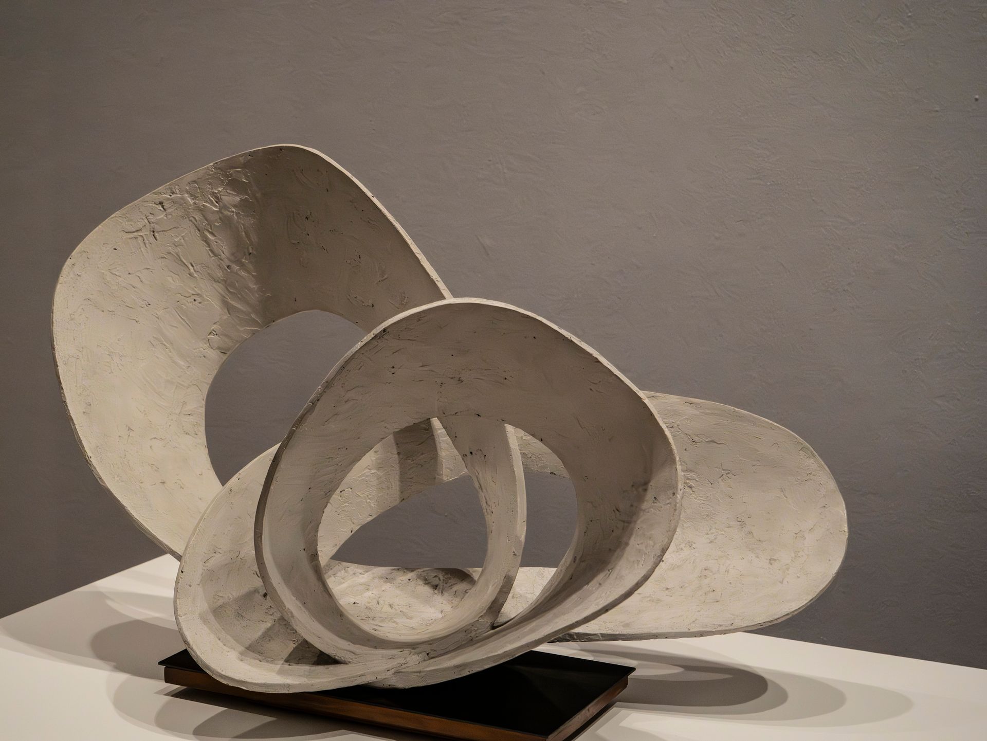 Barbara Hepworth Sculpture