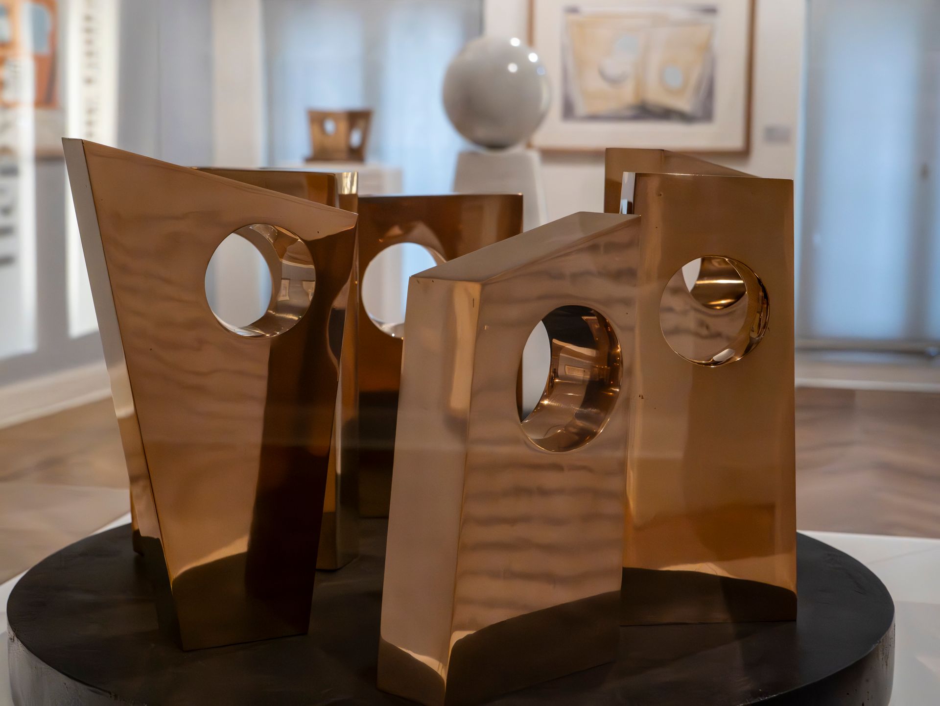 Barbara Hepworth Sculpture