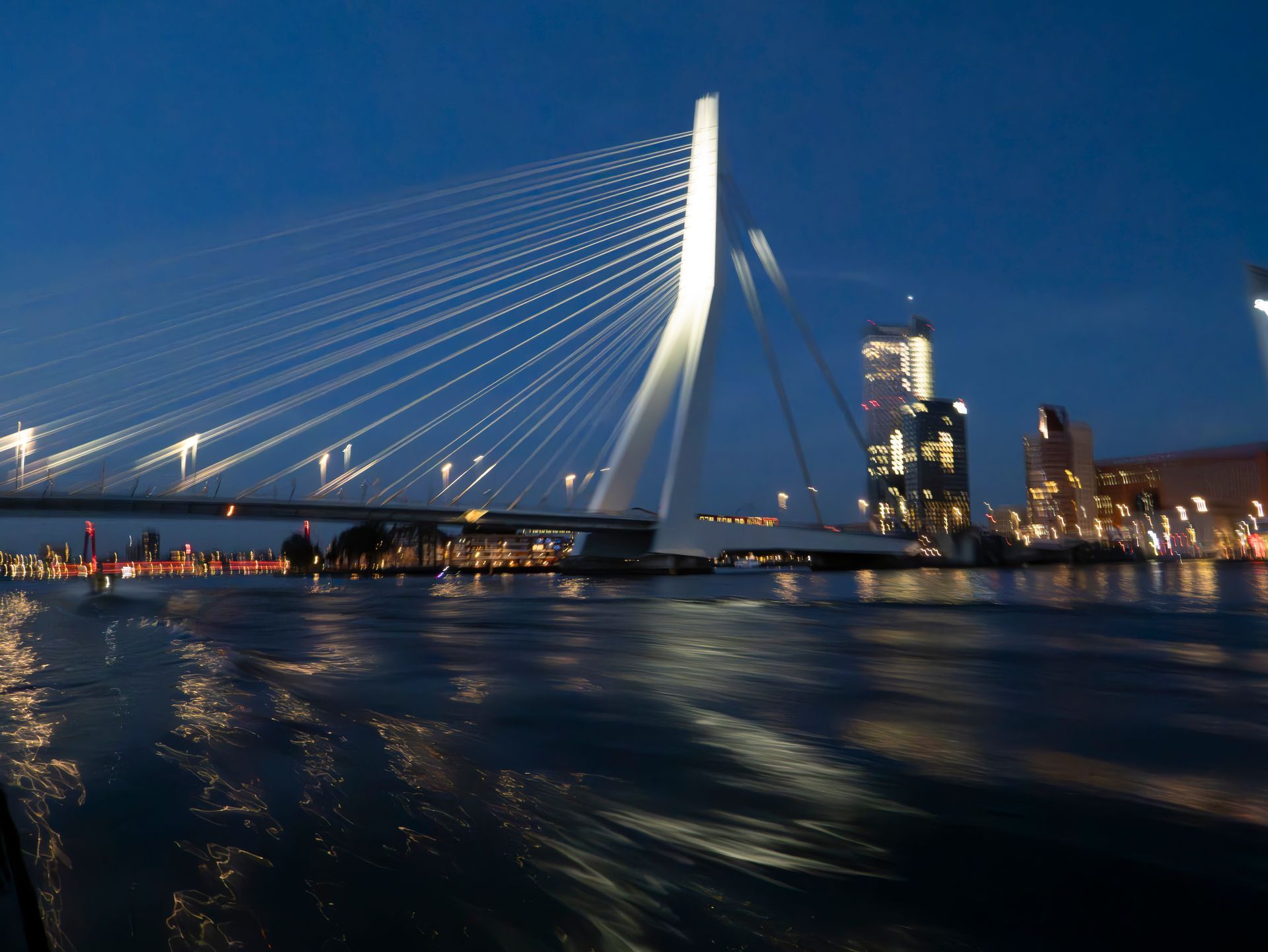 Crossing the Erasmus Bridge with a Shuttle