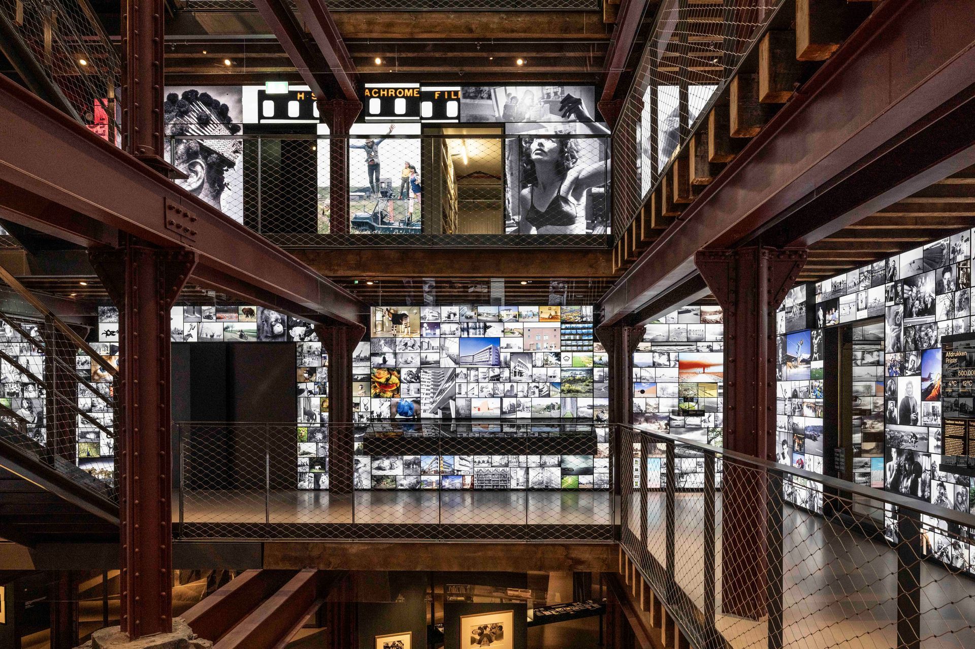Inside Nederlands Fotomuseum