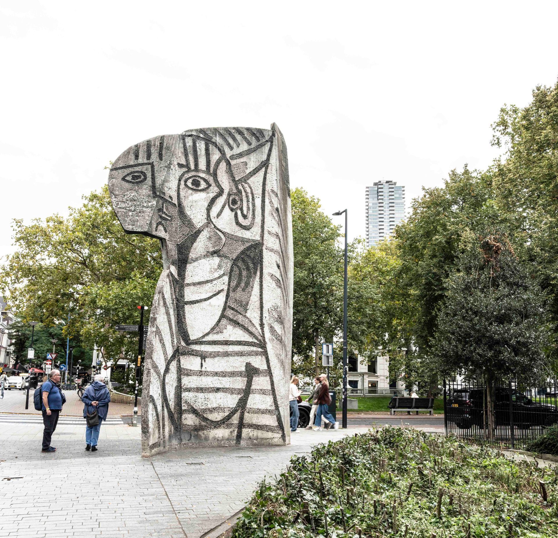 Picasso Sculpture Witte de Withstraat