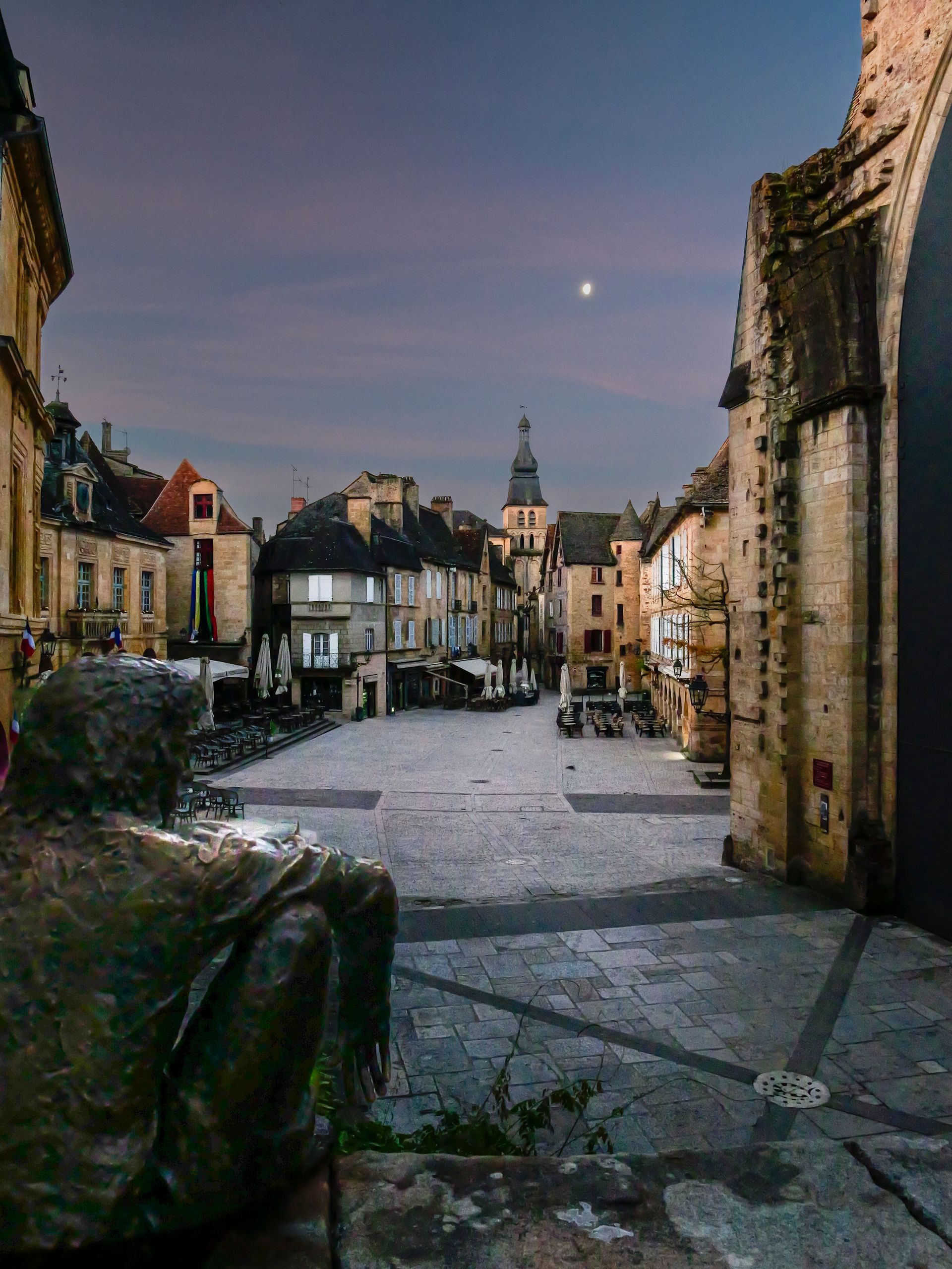 Sarlat Morning