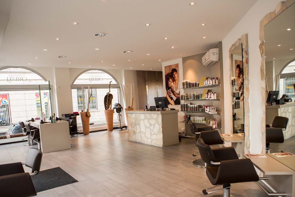 Coiffeurstudio Crazy - Damen - Uster