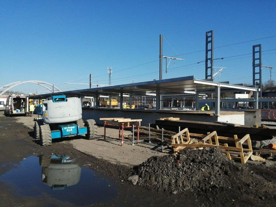 Passerelle pour rampes et abri vélos  2