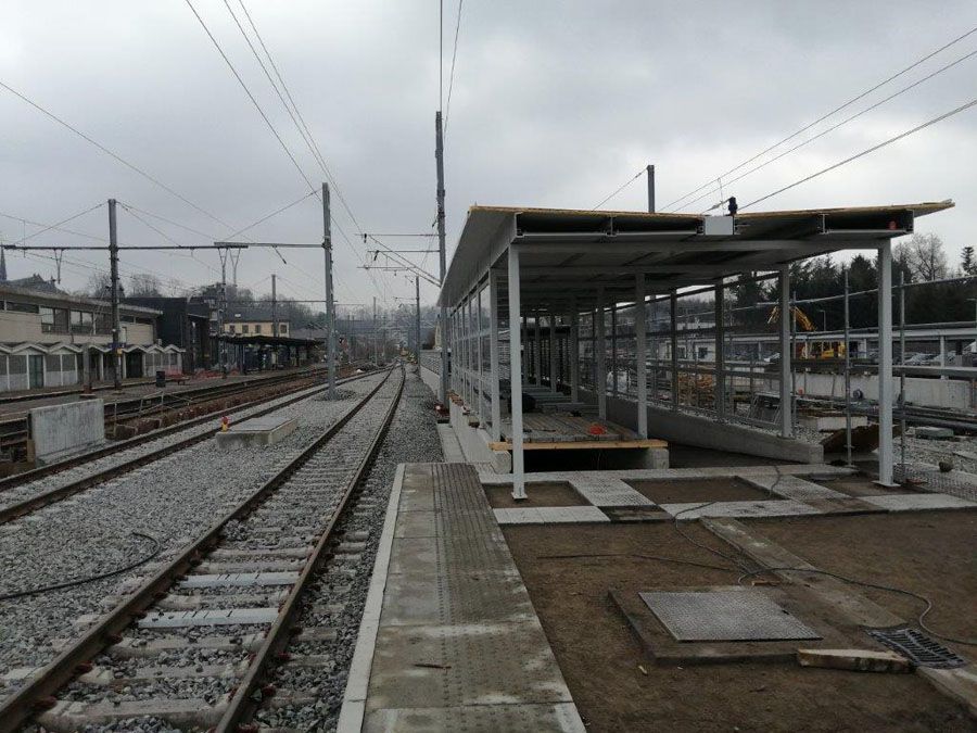 Passerelle pour rampes et abri vélos 4