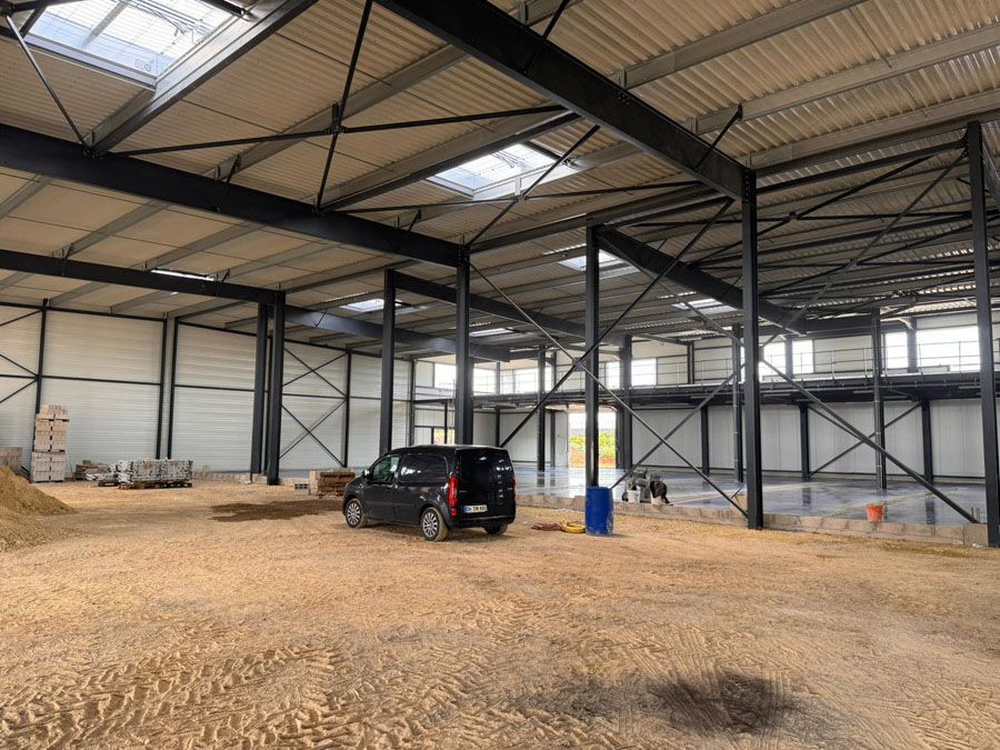 Immeubles d'activités et de bureaux 4