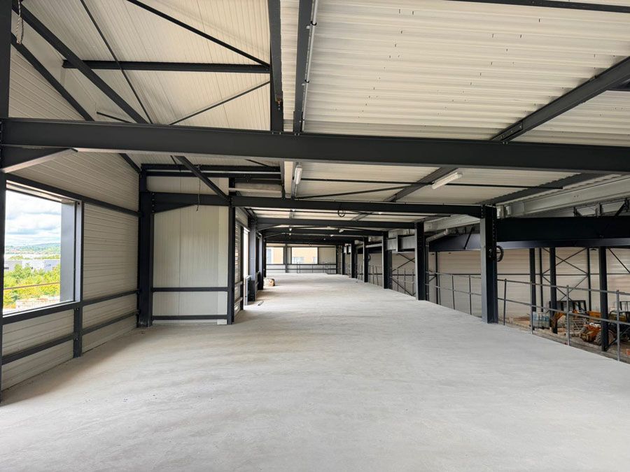 Immeubles d'activités et de bureaux 2