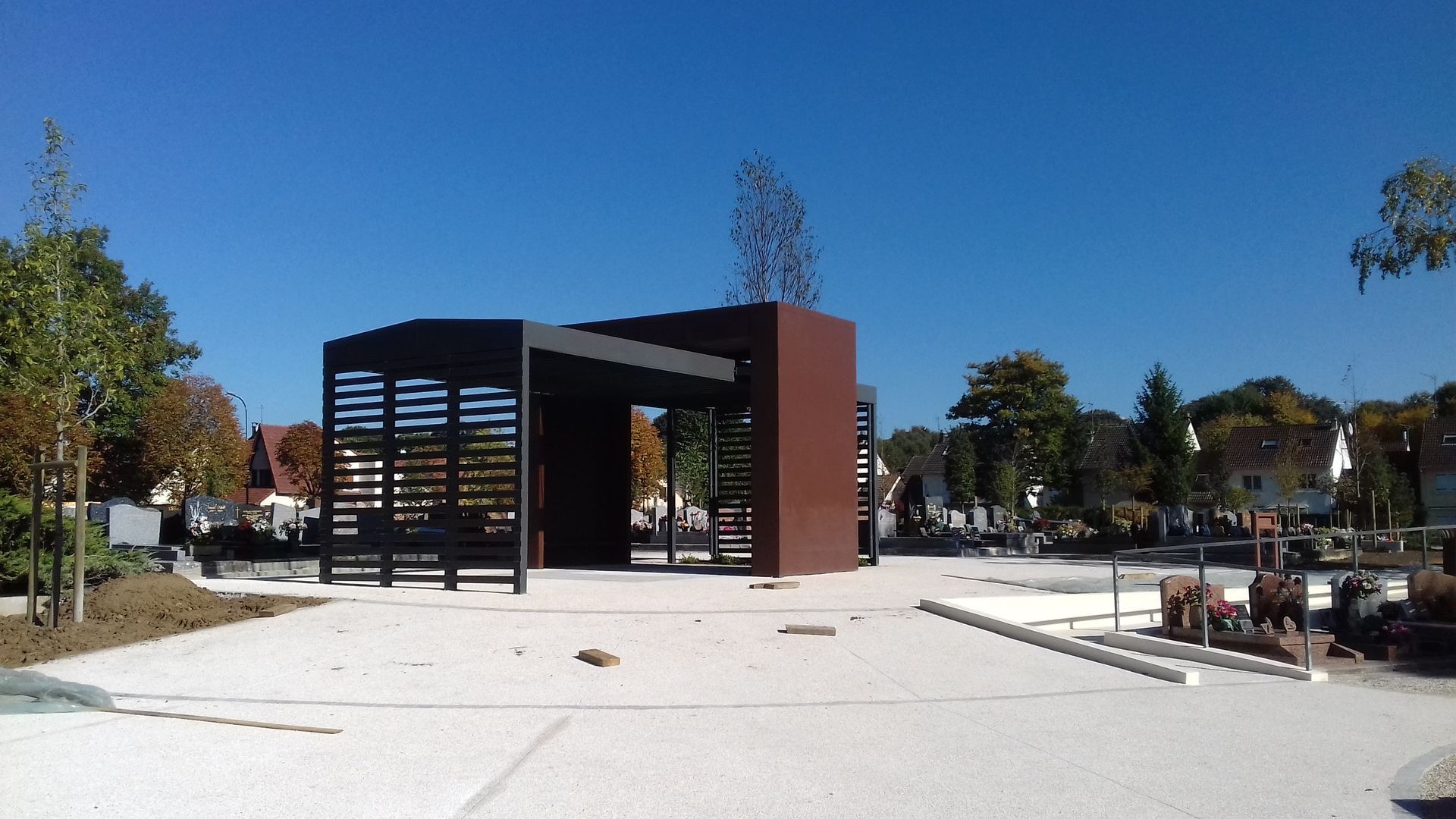 Fourniture et pose d’un Kiosque 1