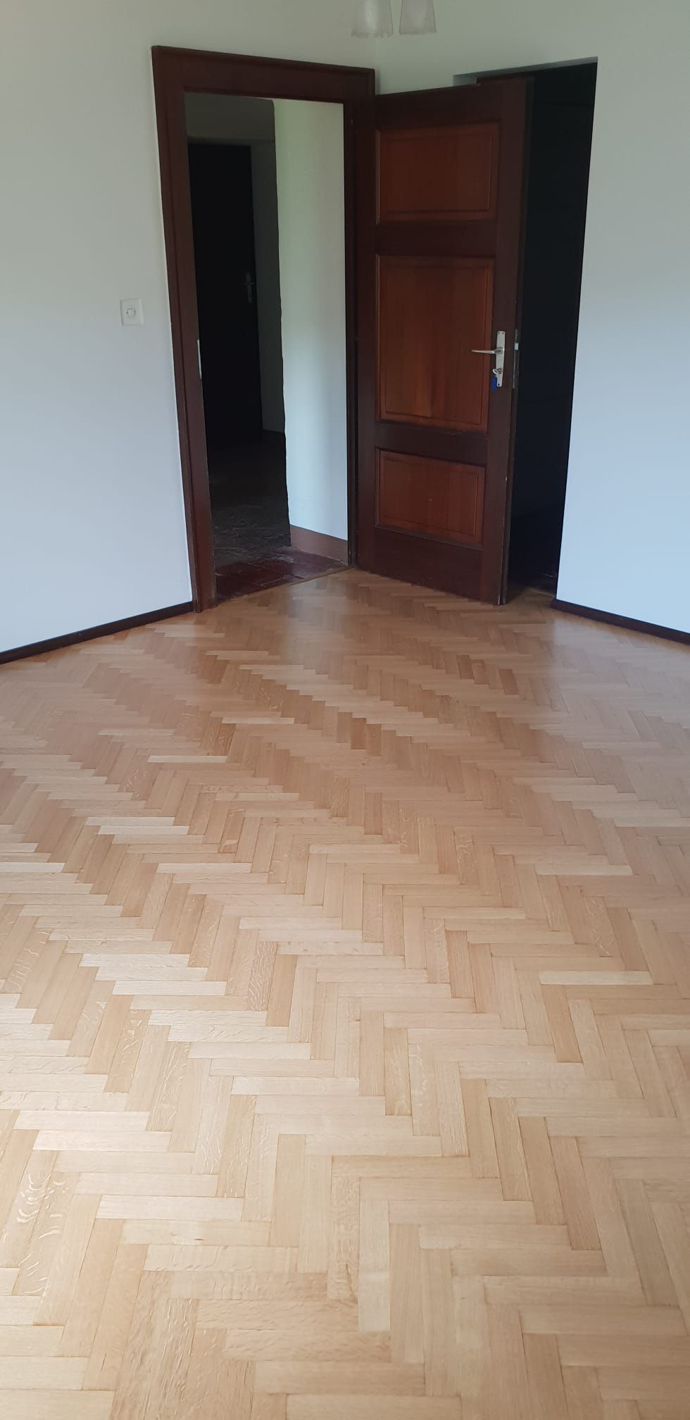 Pozzi pavimenti SA|Mendrisio