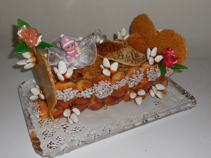 Berceau pièce montée