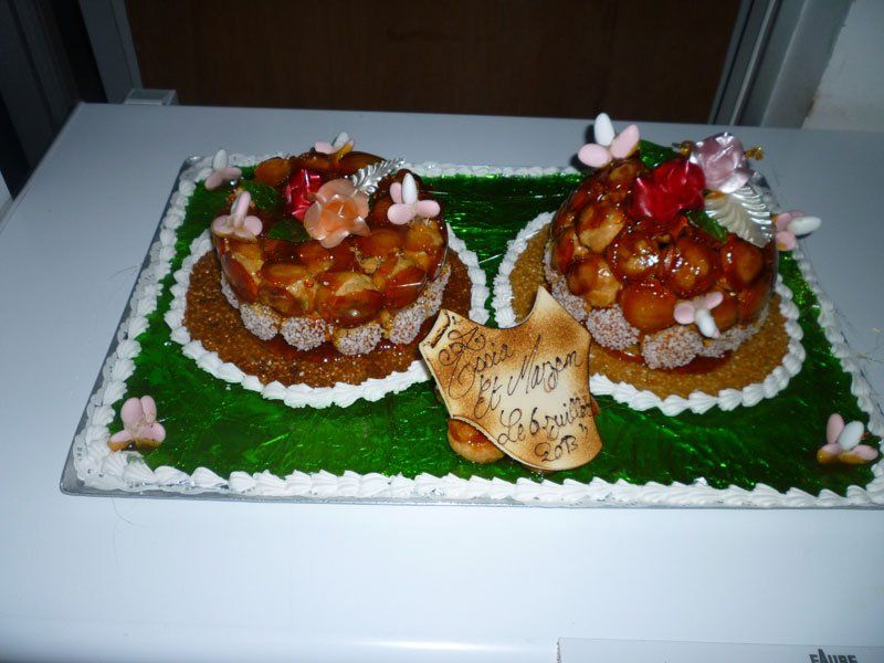 Chapeaux des mariés