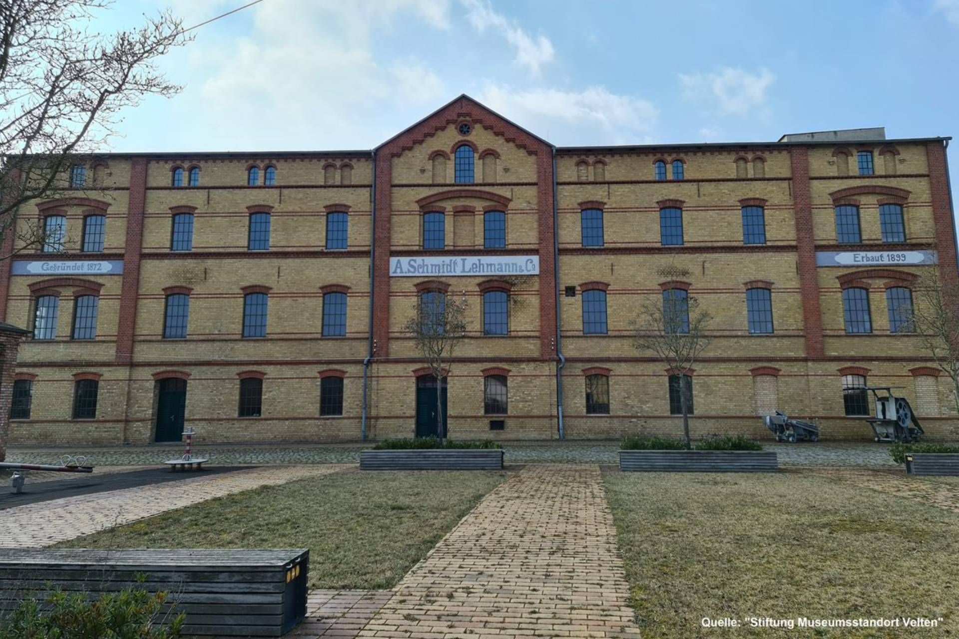 Altes Gebäude, Foto der MHB Monolith-und Holzbau GmbH