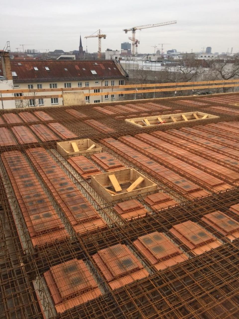 Stahl- und Betonarbeiten der MHB Monolith- und Holzbau GmbH