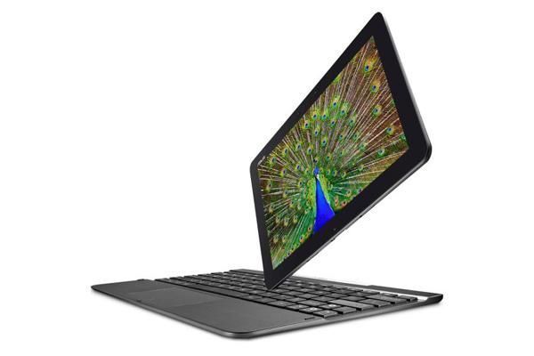 Tableta con pantalla de pavo real, abierta sobre un teclado conectado, sobre un fondo blanco.