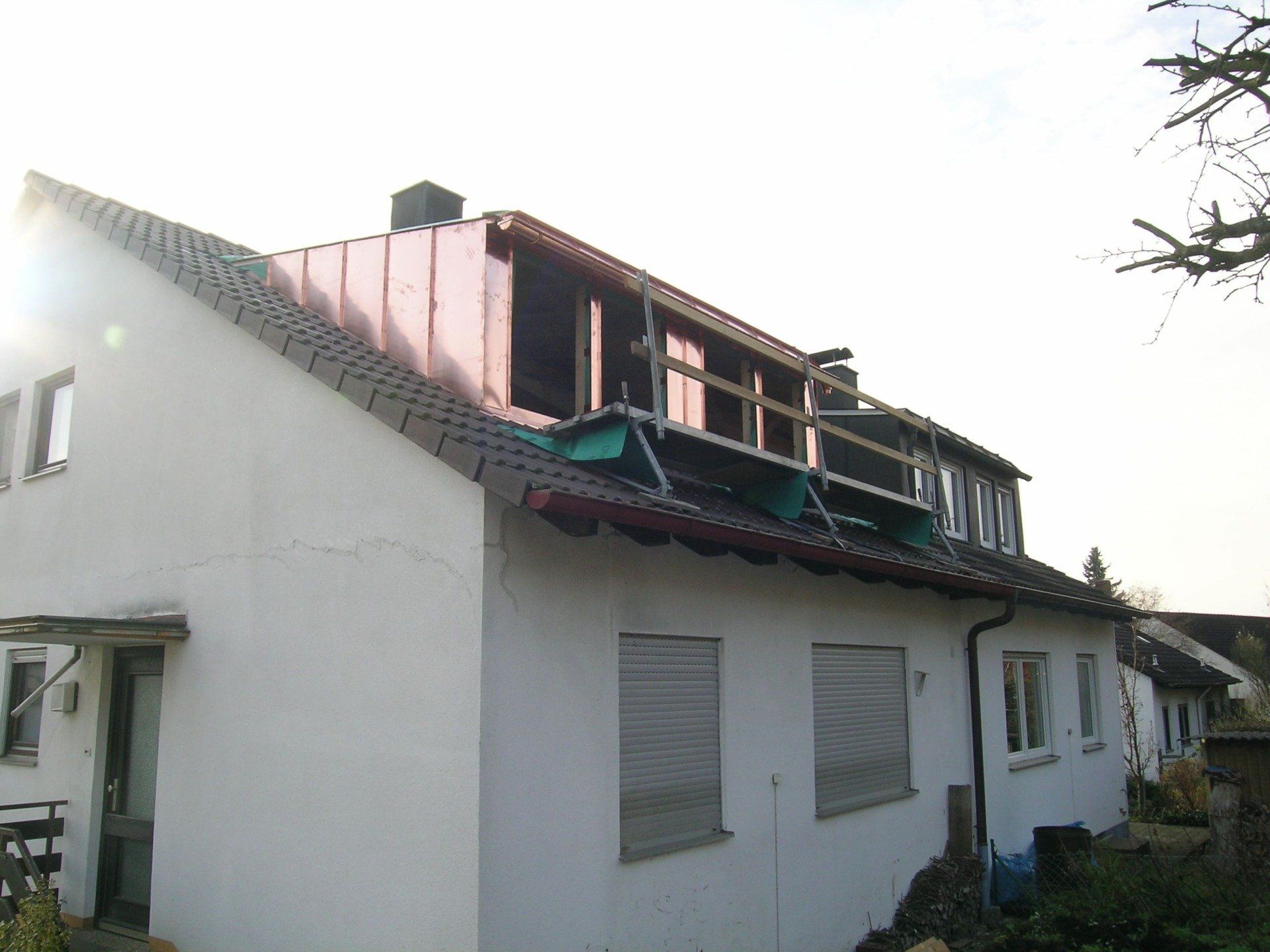 Holzdach und Dachfenster