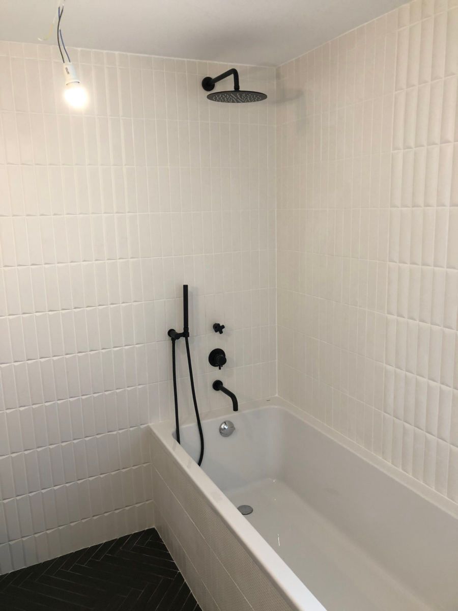 Salle de bains après