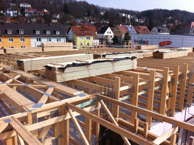 Große Holzkonstruktion