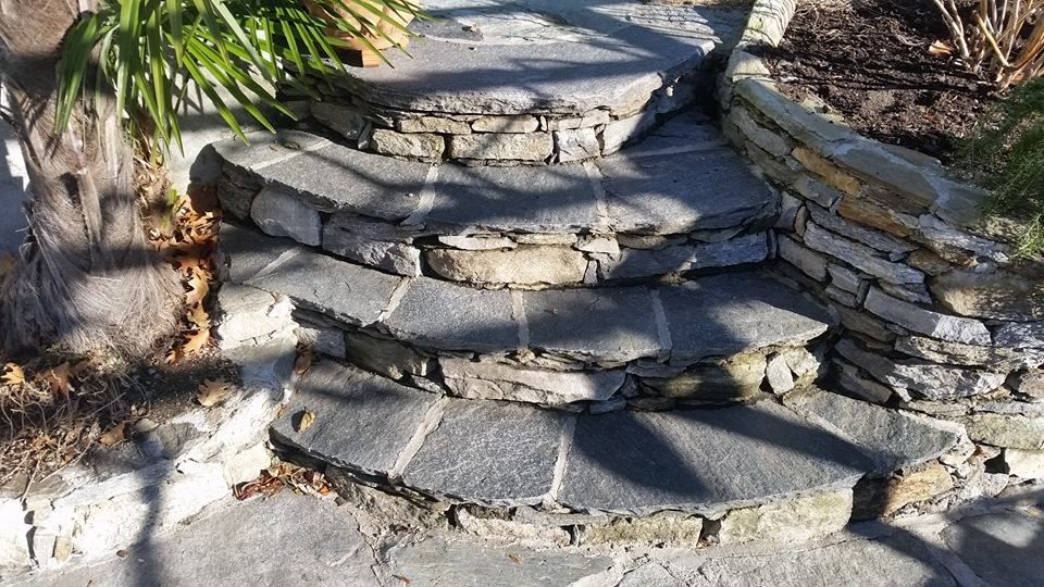 Sasso rustico esterno