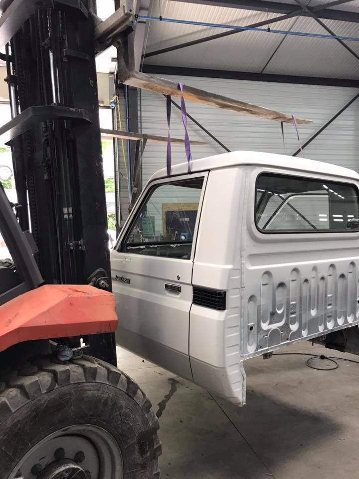 Morceau camion blanc