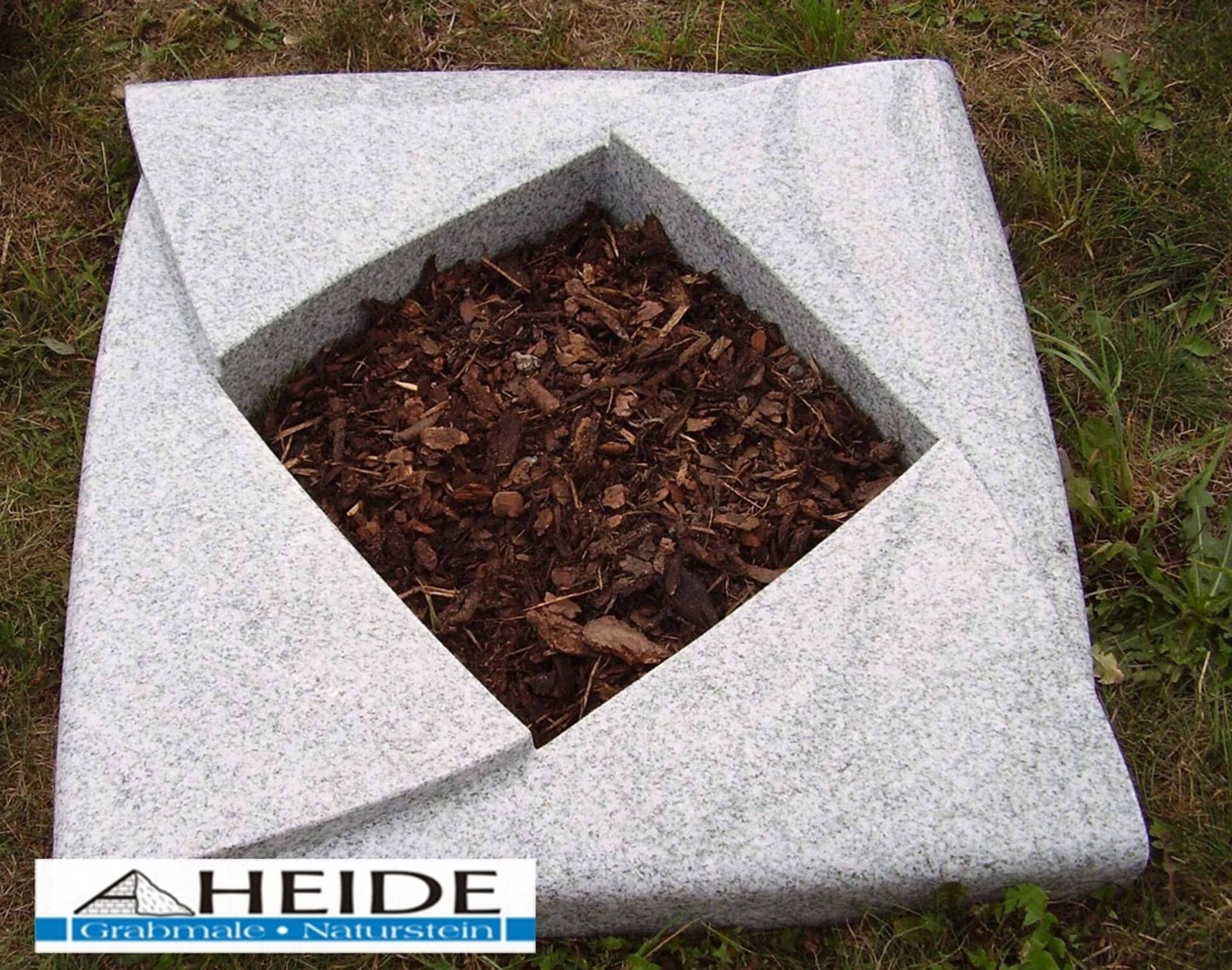 Lagerstein: Komplettanlage 127