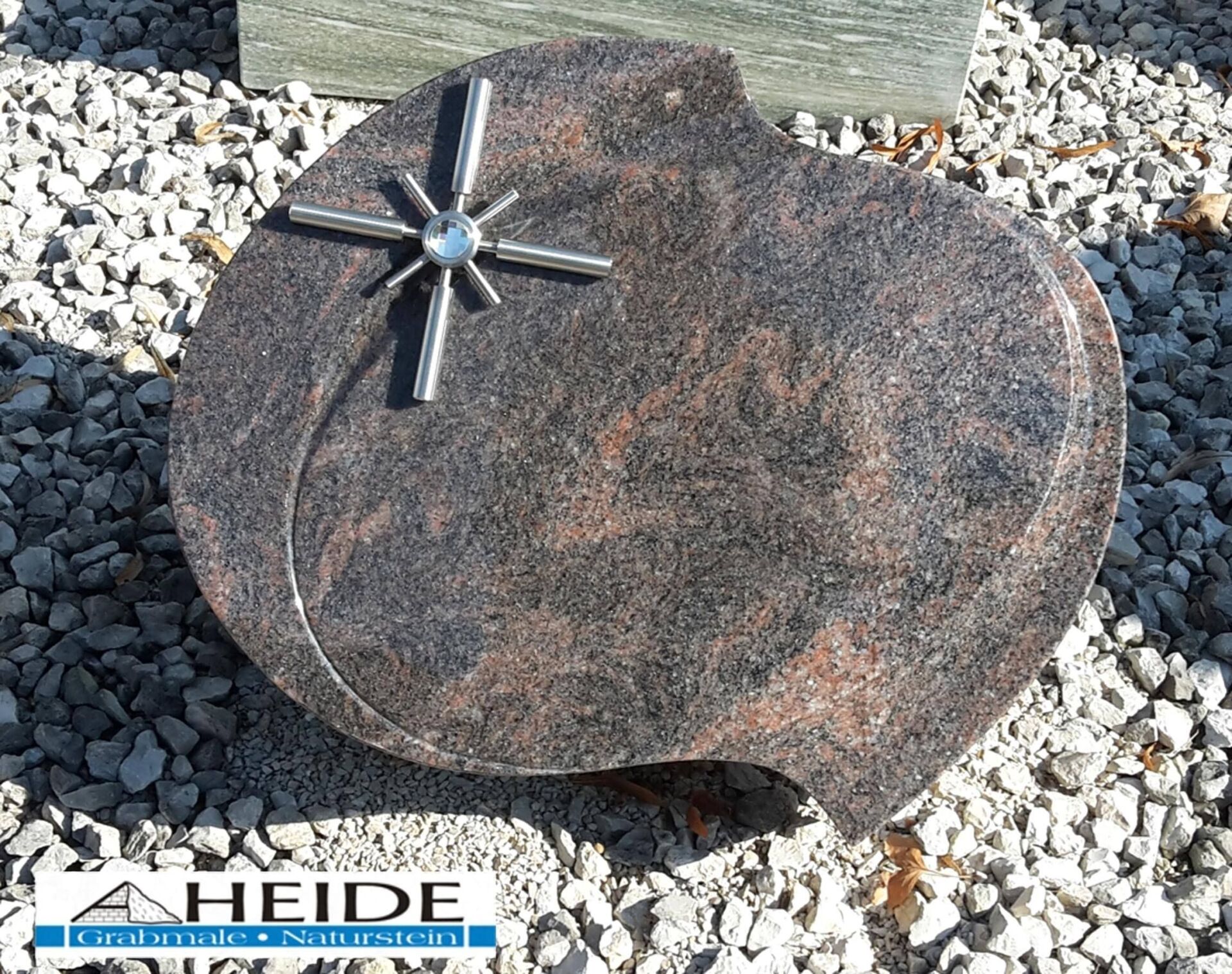 Lagerstein: Liegestein 143